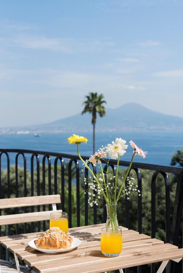 Bayview Posillipo, Modern, Spacious, Kids-friendly, Stunning View Apartment
